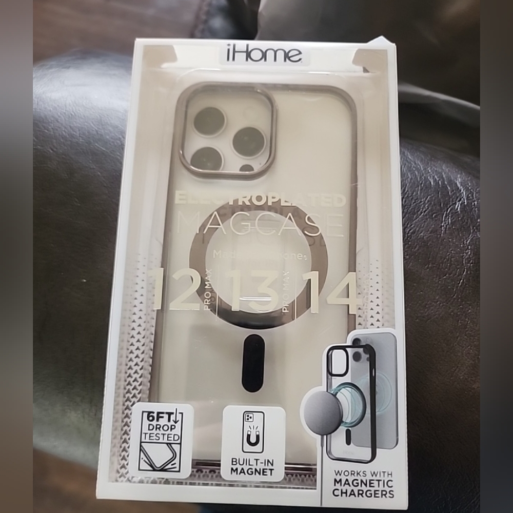 Clear MagCase for iPhone
